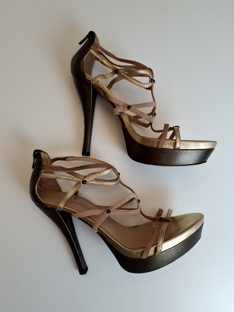 Pura López Heels